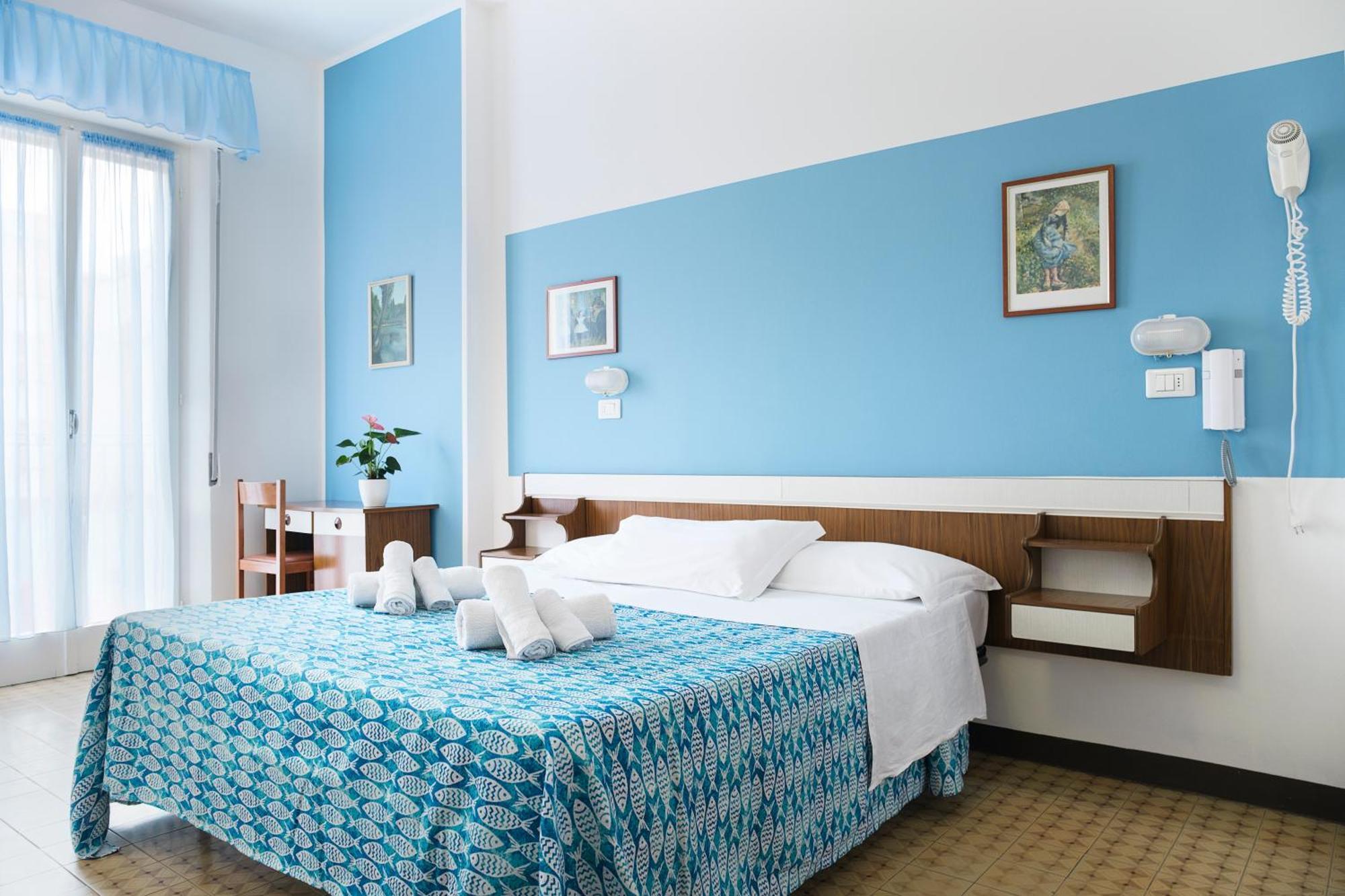 Hotel Cheri Rimini Eksteriør billede